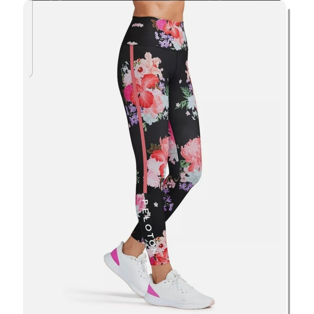 Peloton Floral Cadence Legging